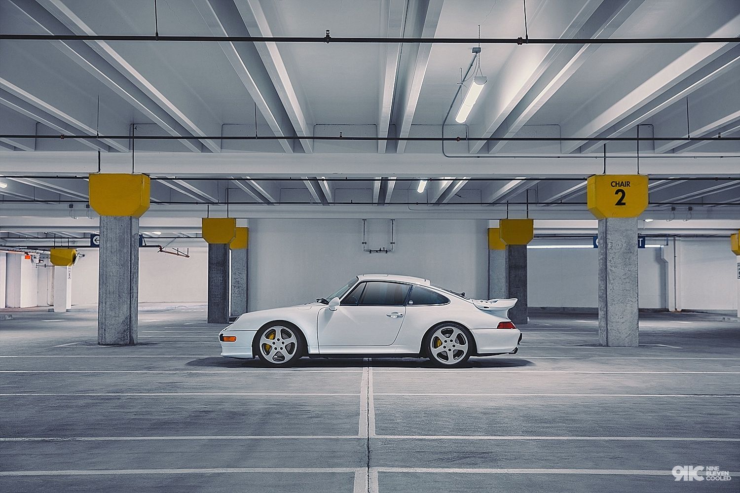 A Photoshoot at Ikea in the 993S
